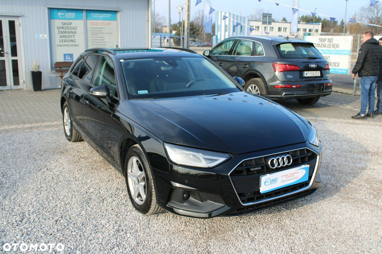 Audi A4 - 4