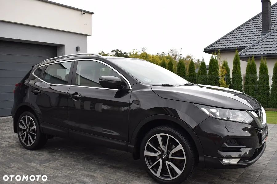 Nissan Qashqai 1.3 DIG-T TEKNA - 32