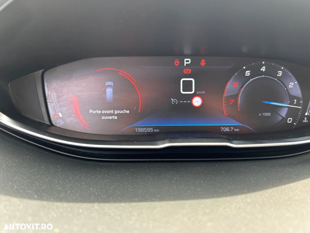 PEUGEOT 5008 2021 — imagine 5
