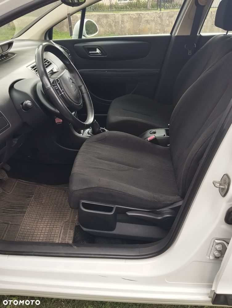 Citroën C4 1.4 16V Impress - 8