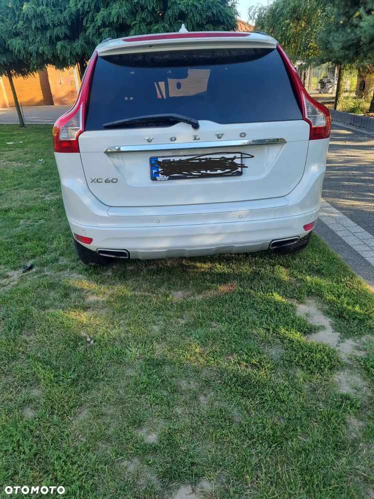 Volvo XC 60 D4 Drive-E Momentum - 11