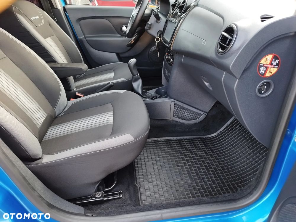 Dacia Sandero 0.9 TCe Laureate S&S EU6 - 28