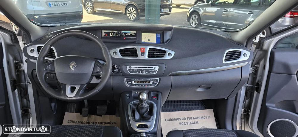 Renault Scénic 1.5 dCi Dynamique S - 17