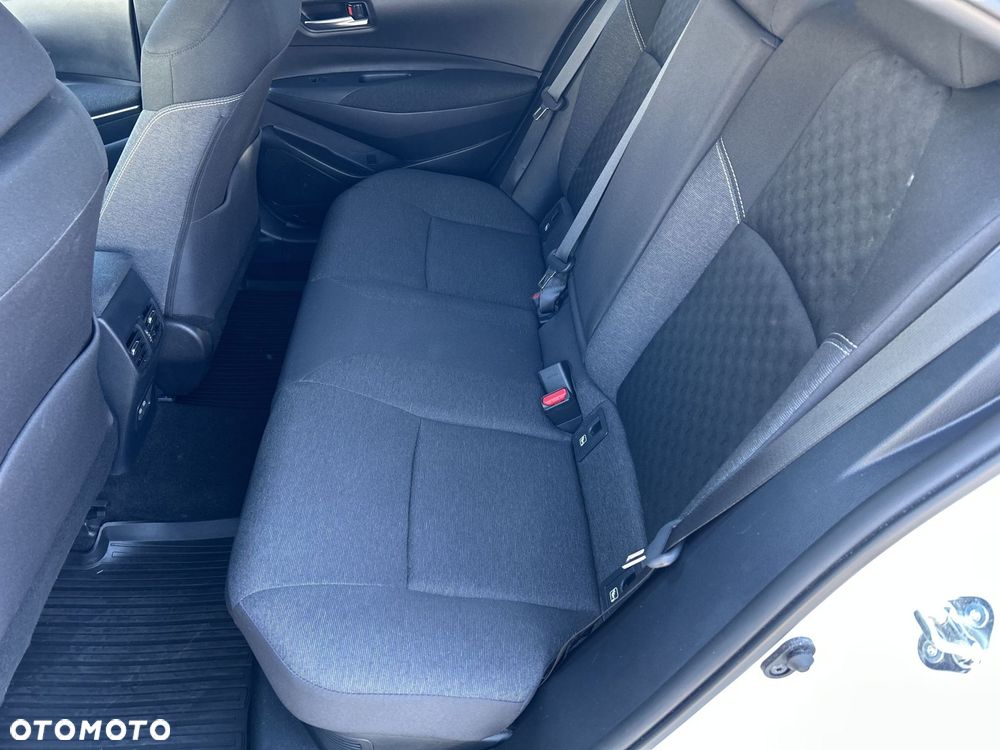 Toyota Corolla 1.8 Hybrid Style - 17