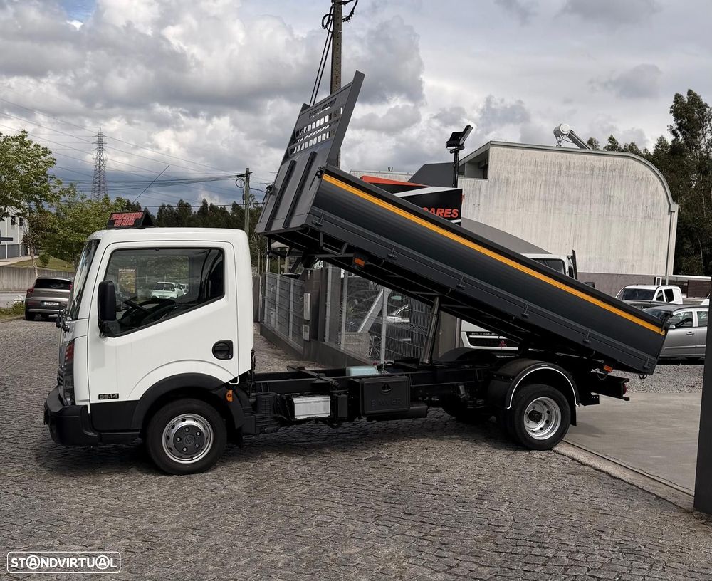 Nissan Cabstar Tri-basculante - 2