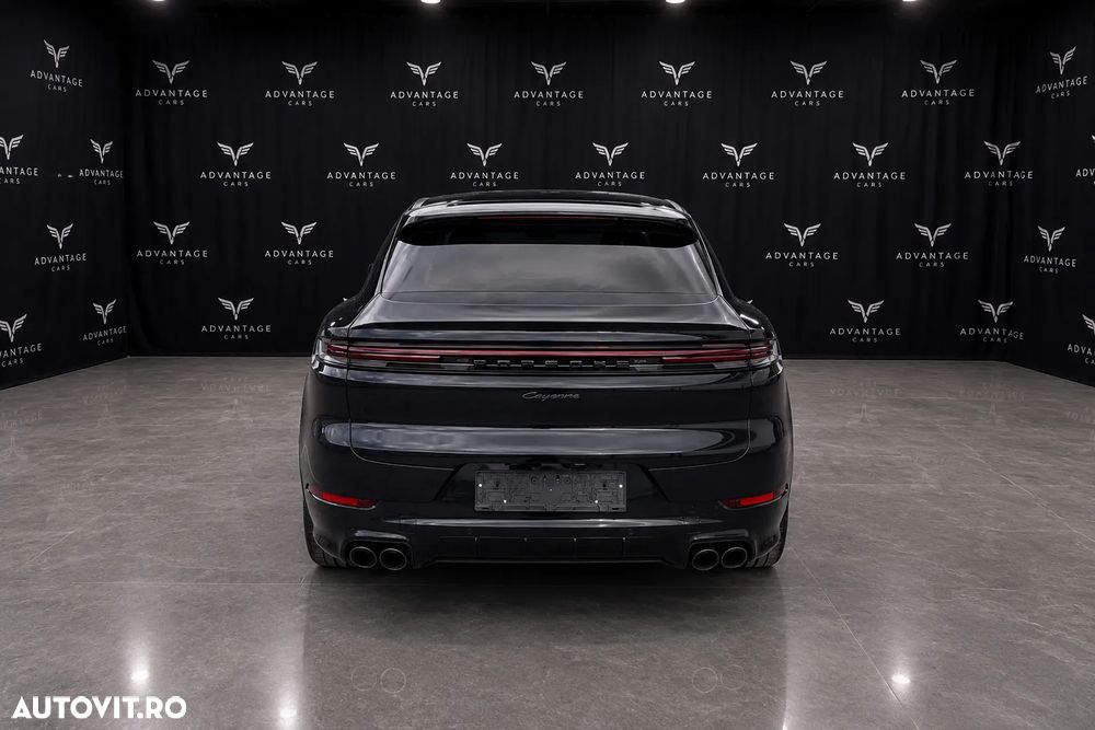Porsche Cayenne Coupe Black Edition - 4