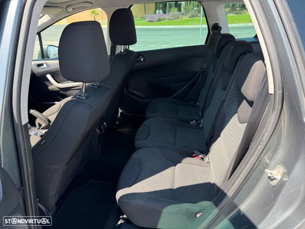 Peugeot 308 SW 1.6 HDi Executive - 17