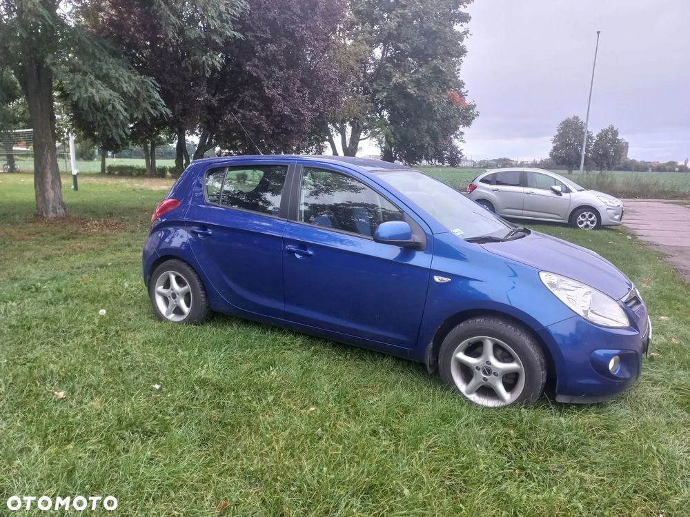 Hyundai i20 - 2