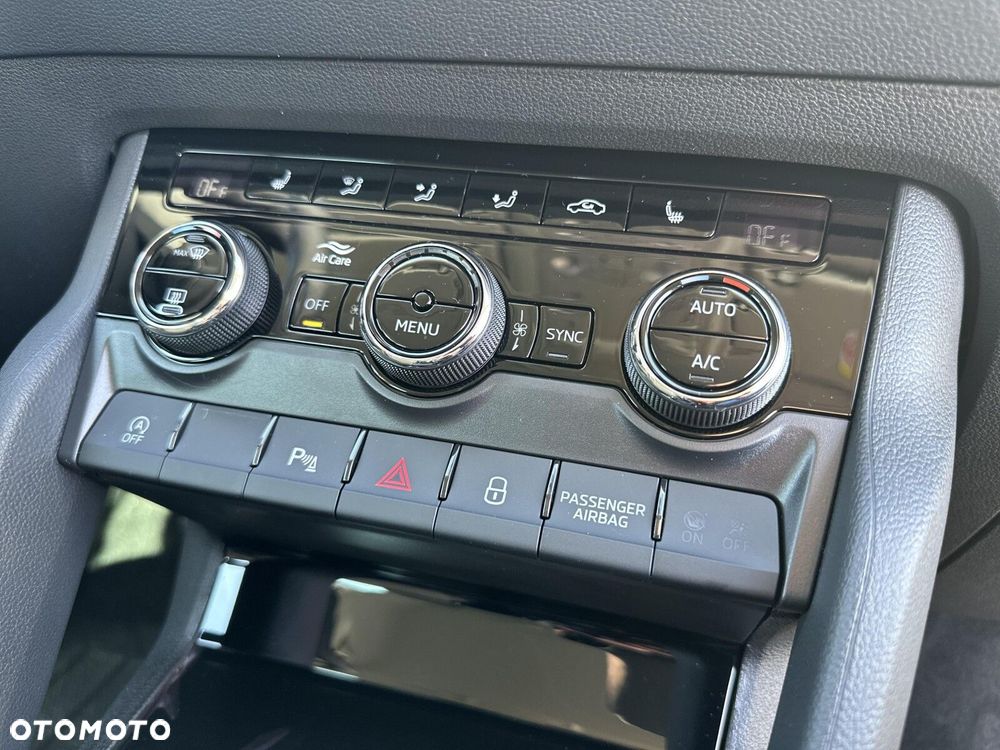 Skoda Karoq 1.5 TSI ACT Edition 130 DSG - 25