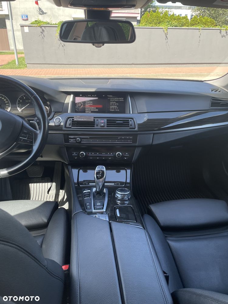 BMW Seria 5 528i xDrive - 20