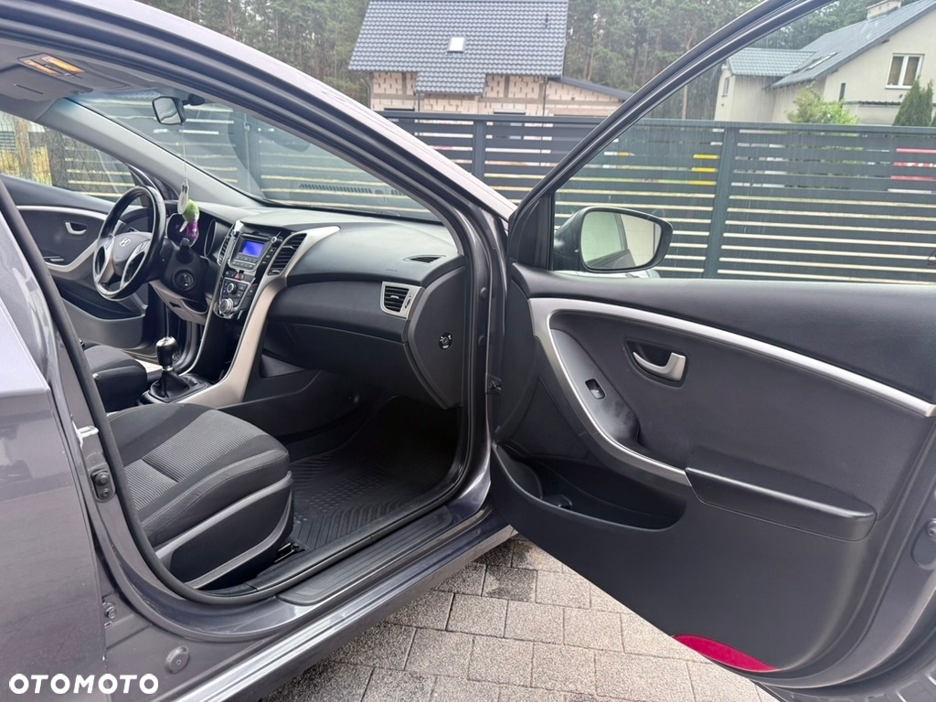 Hyundai i30 1.4 CRDi Comfort - 22