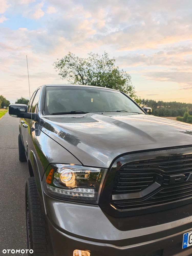 Dodge RAM 1500 5.7 4x4 - 15