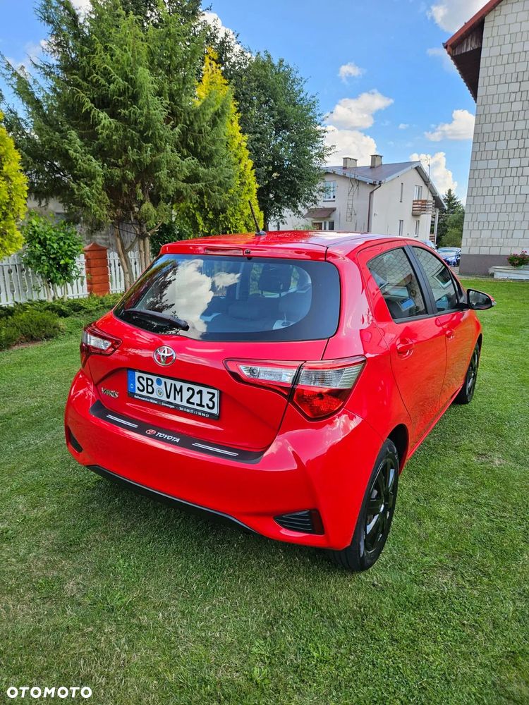 Toyota Yaris 1.0 VVT-i - 6