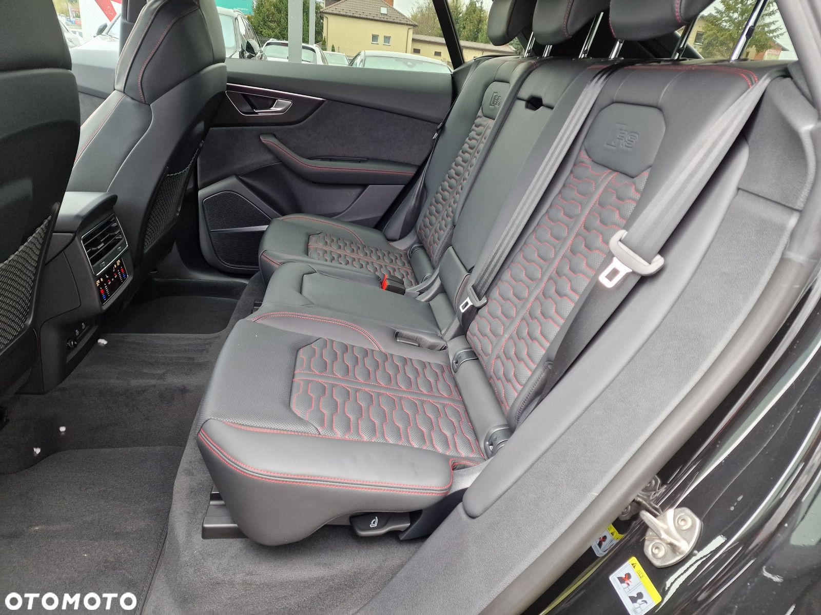 Audi RS Q8 - 18