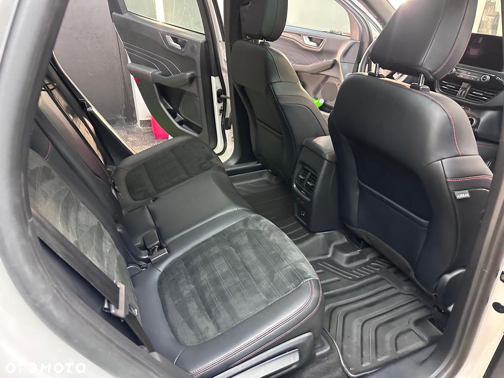 Ford Kuga 2.5 Duratec PHEV ST-LINE X - 15