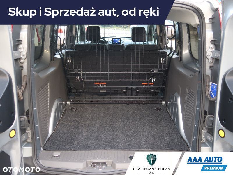 Ford Transit Connect - 15