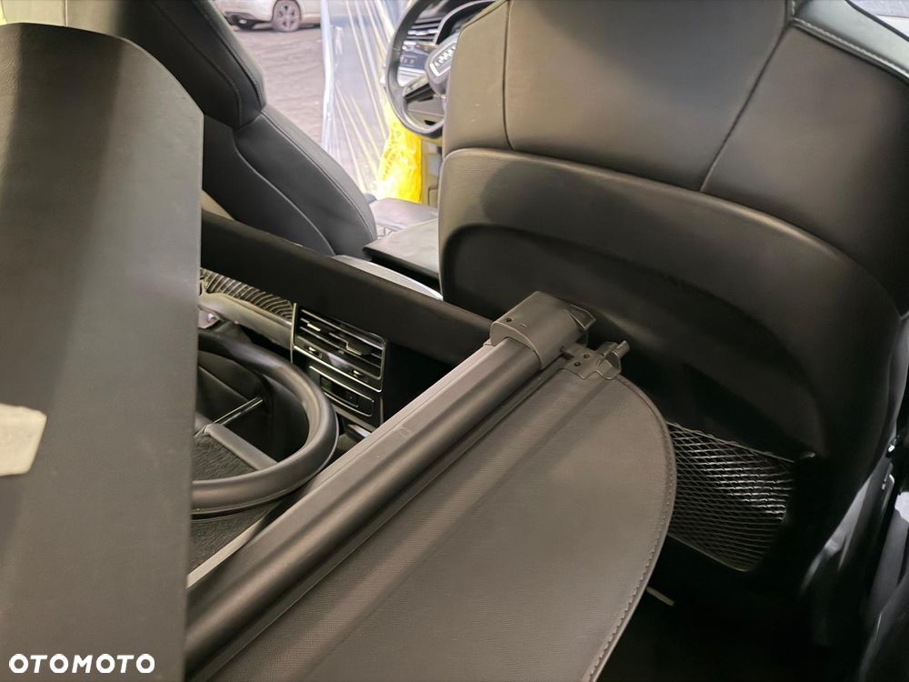 Audi Q8 60 TFSIe quattro tiptronic - 28