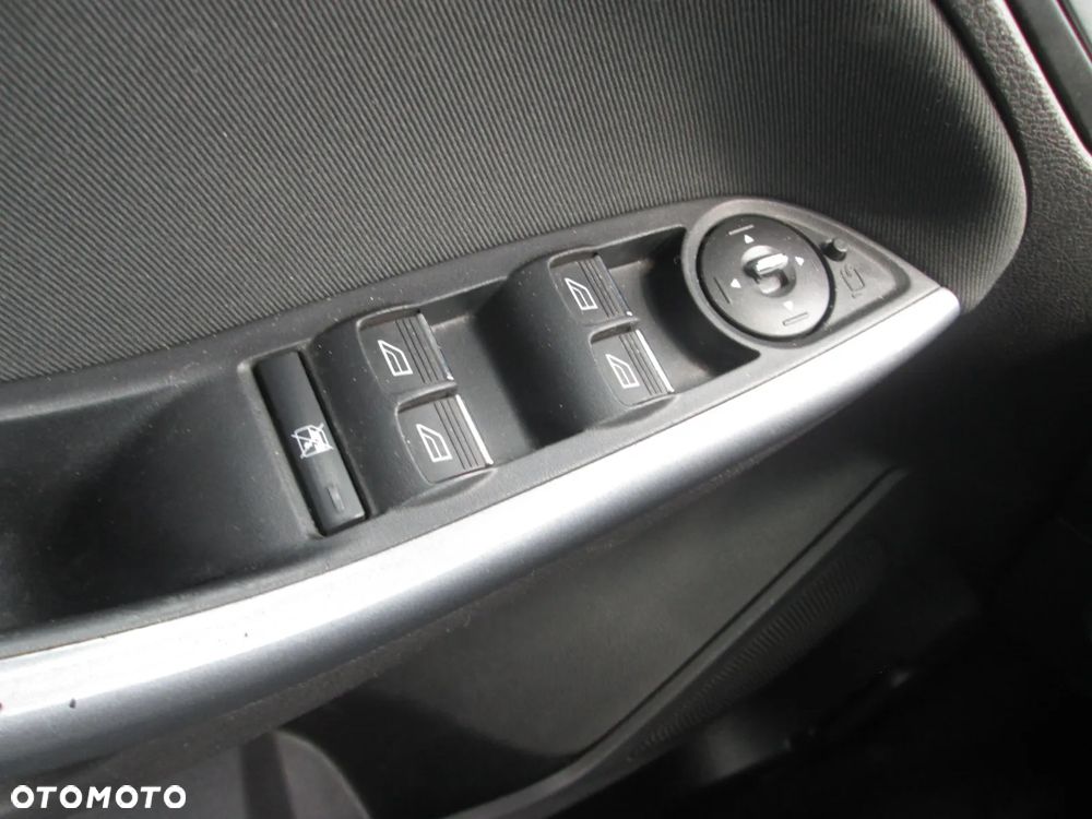 Ford Focus 1.6 TDCi Titanium - 8