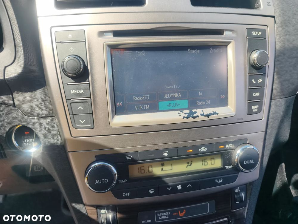 Toyota Avensis 1.8 Executive - 26