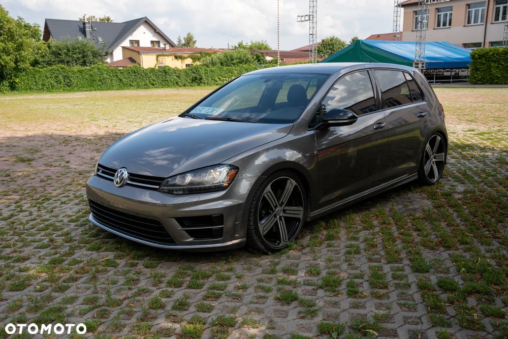 Volkswagen Golf - 3
