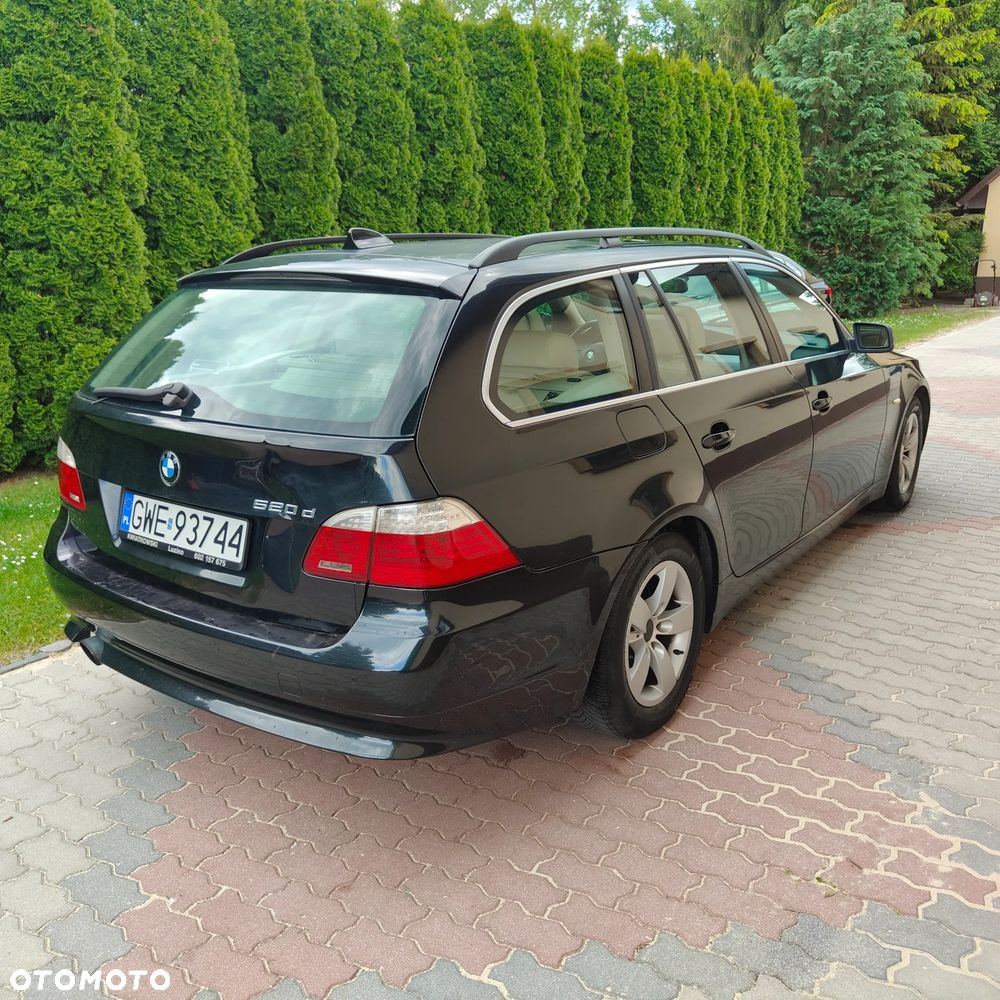 BMW Seria 5 520d - 3