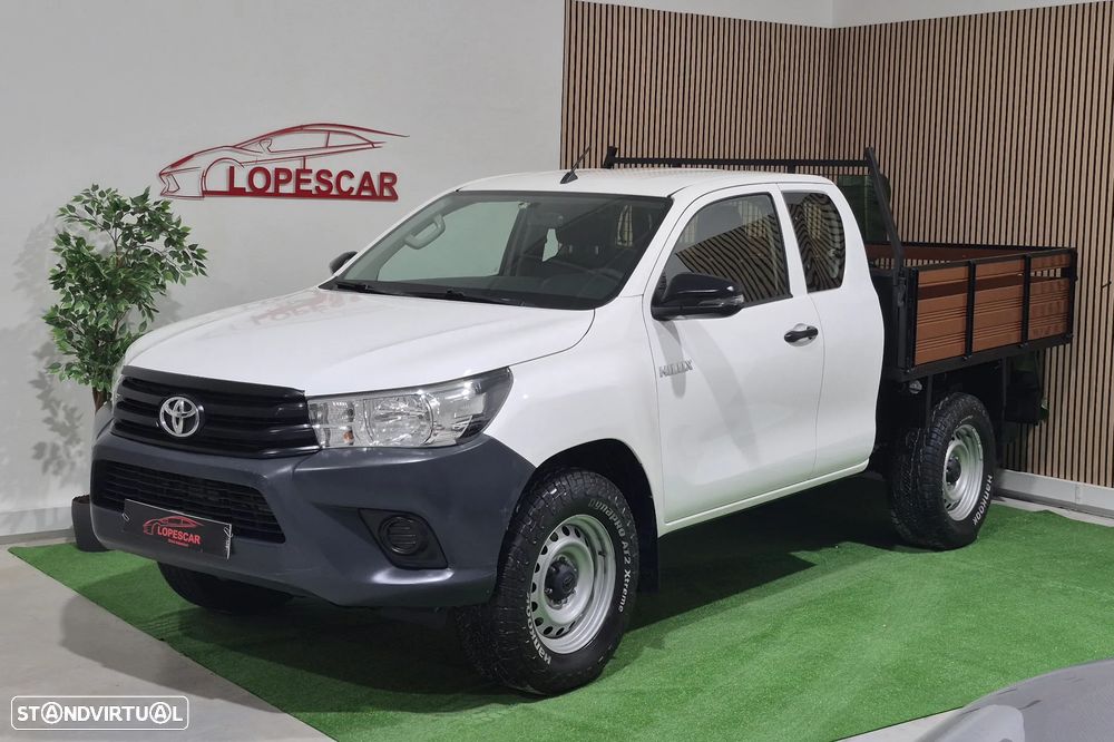 Toyota Hilux 2.4 D-4D - 2018 | GARANTIA | NACIONAL - 3 LUG - 1