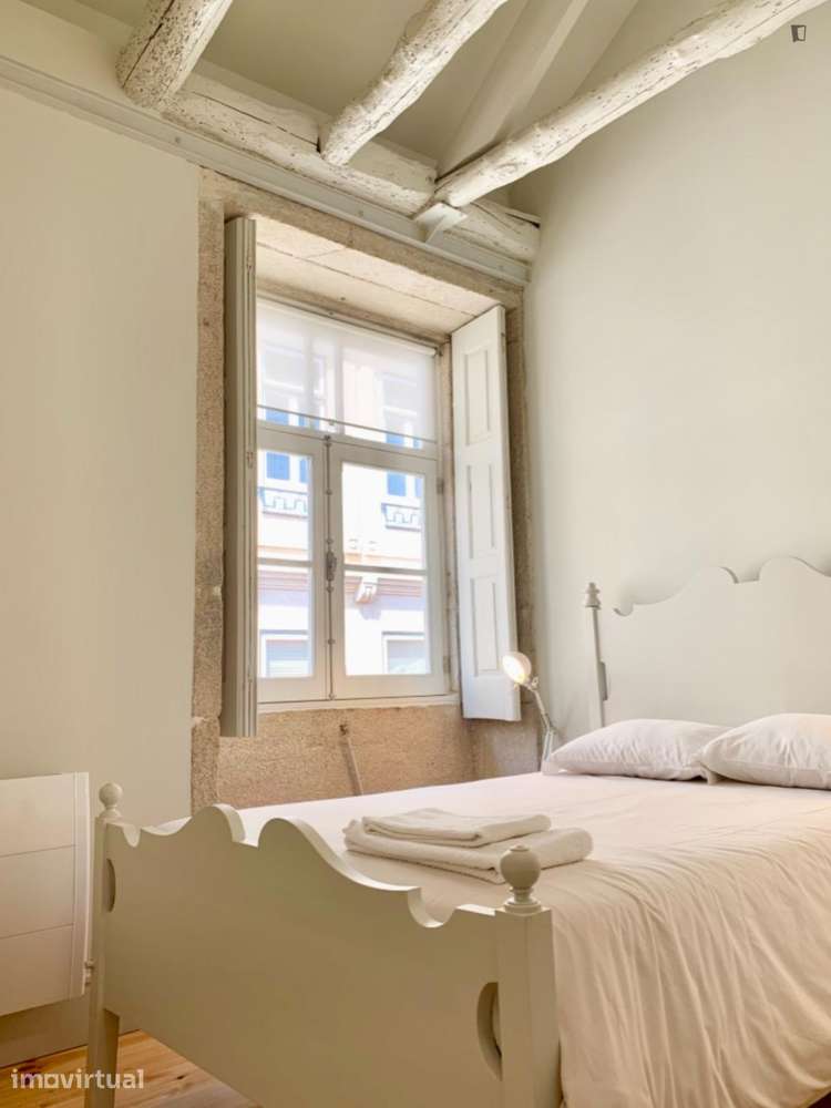 Apartamento com 2 quartos - localizado em Vitória Porto - Grande imagem: 2/14