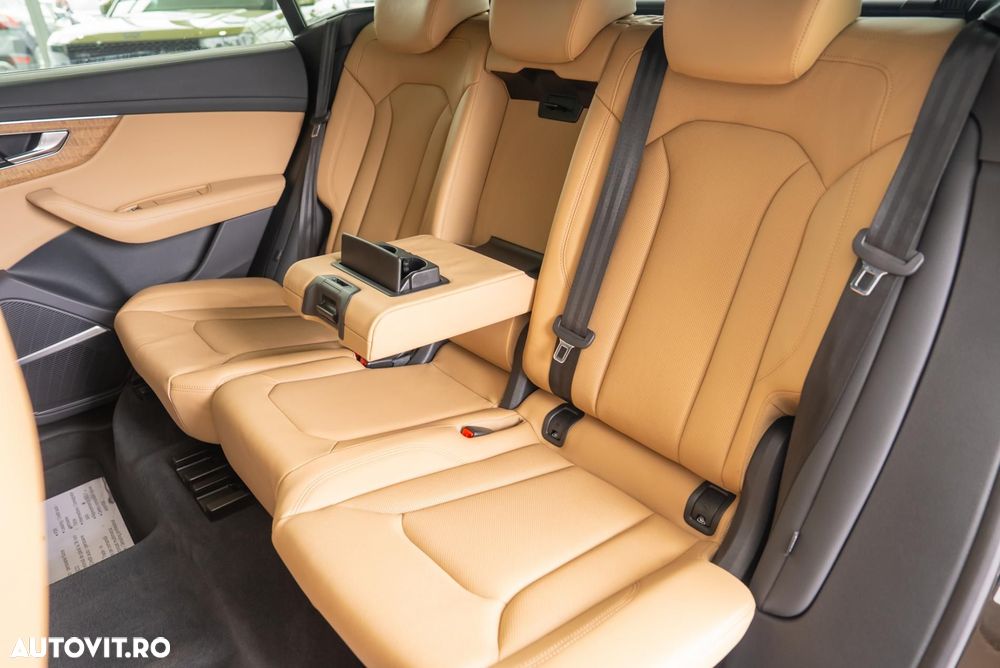 Audi Q8 55 TFSI quattro Tiptronic - 36