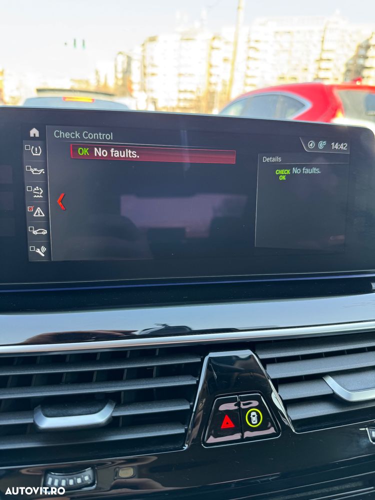 BMW Seria 5 520d Efficient Dynamics Edition Aut. Sport Line - 10