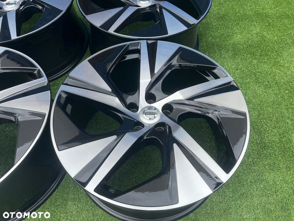 KOMPLET FELG FELGI ALU VOLVO XC60 XC90 R DESIGN 20 ET38,5 ORYGINALNE - 7