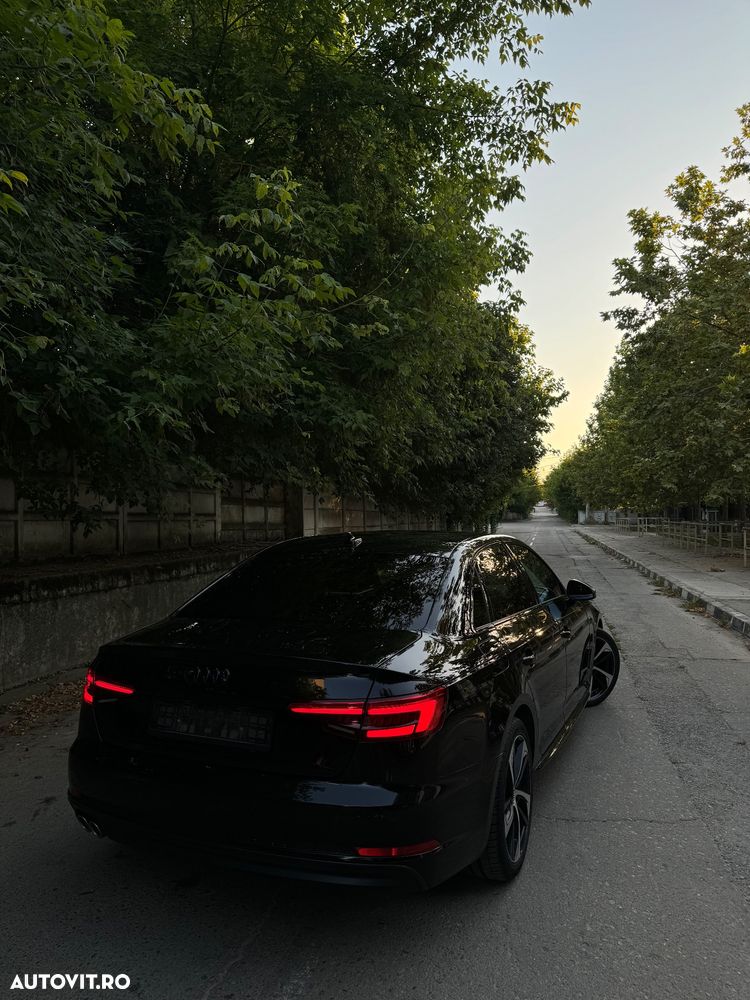 Audi A4 2.0 TDI quattro S tronic - 37