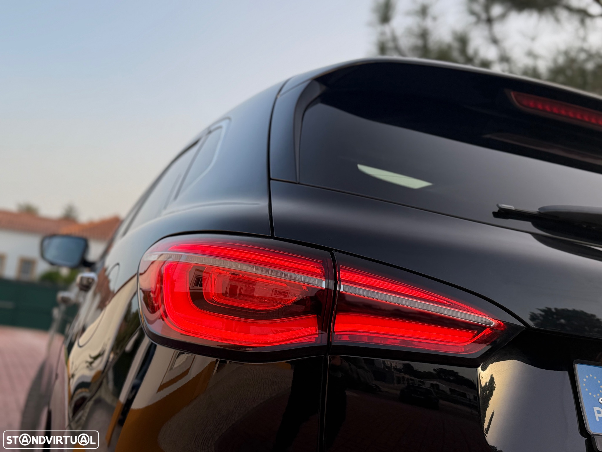 MG EHS 1.5 T-GDI Plug-in Hybrid Luxury - 13