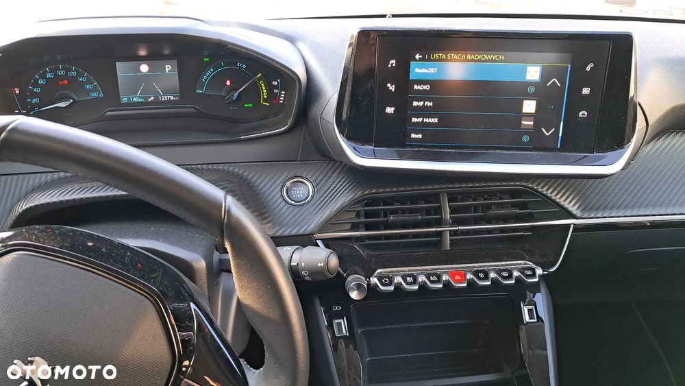 Peugeot 208 50kWh Style - 9
