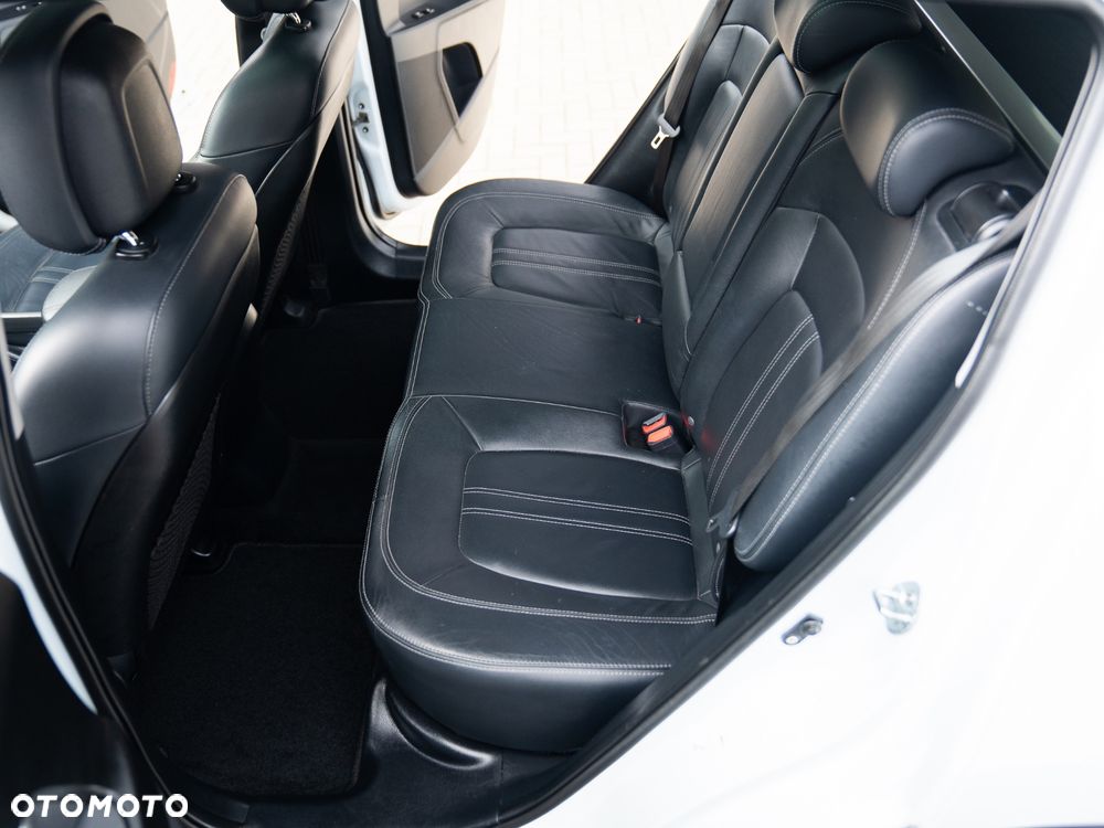 Kia Sportage 1.7 CRDI XL 2WD - 26