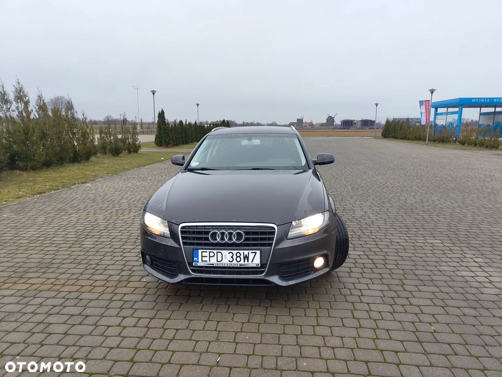 Audi A4 Avant - 13