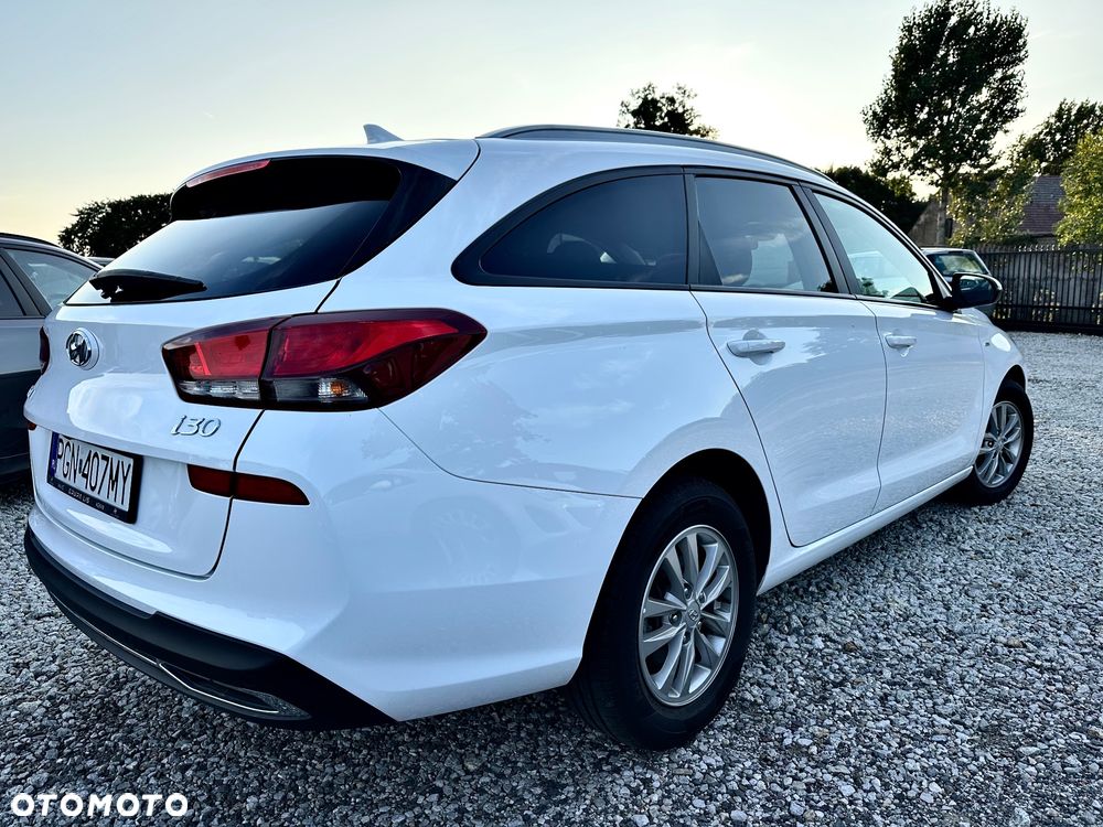Hyundai i30 1.5 T-GDI 48V Executive - 34