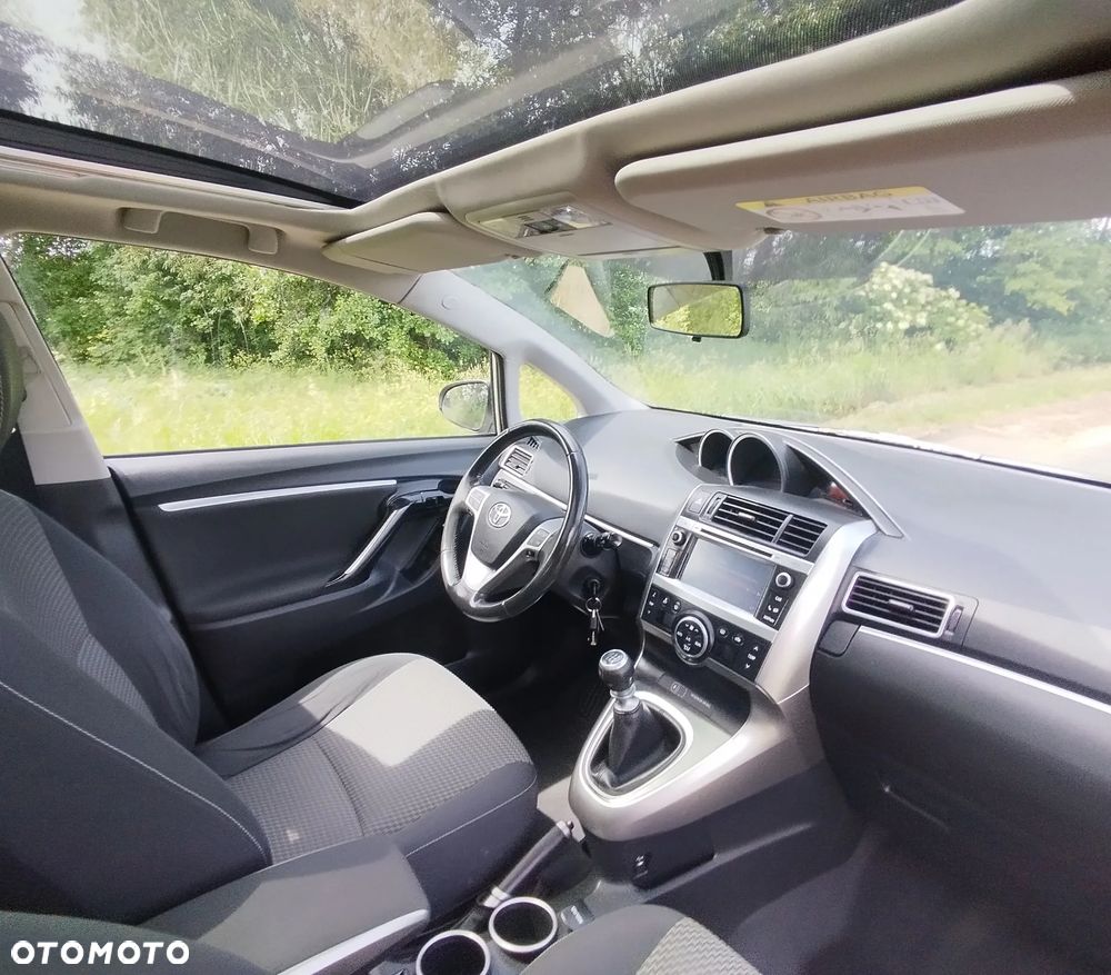 Toyota Verso 1.8 Prestige - 15