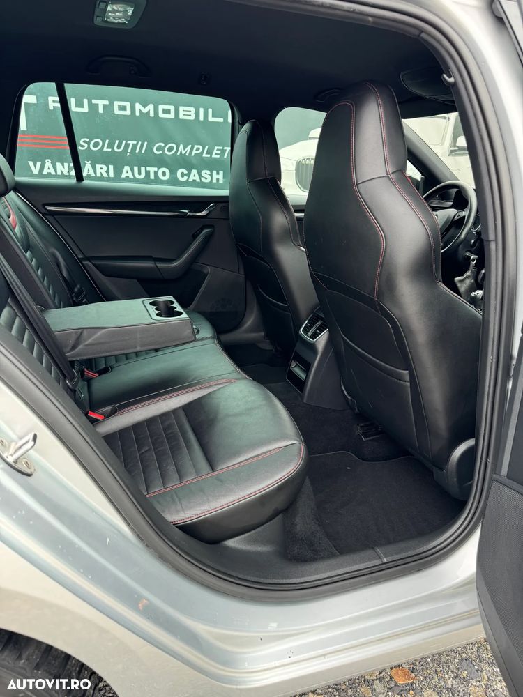 Skoda Octavia 2.0 TDI (Green tec) RS - 12