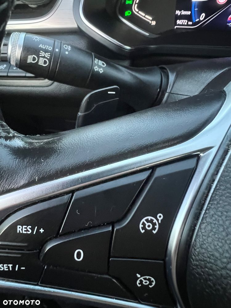 Renault Captur - 31