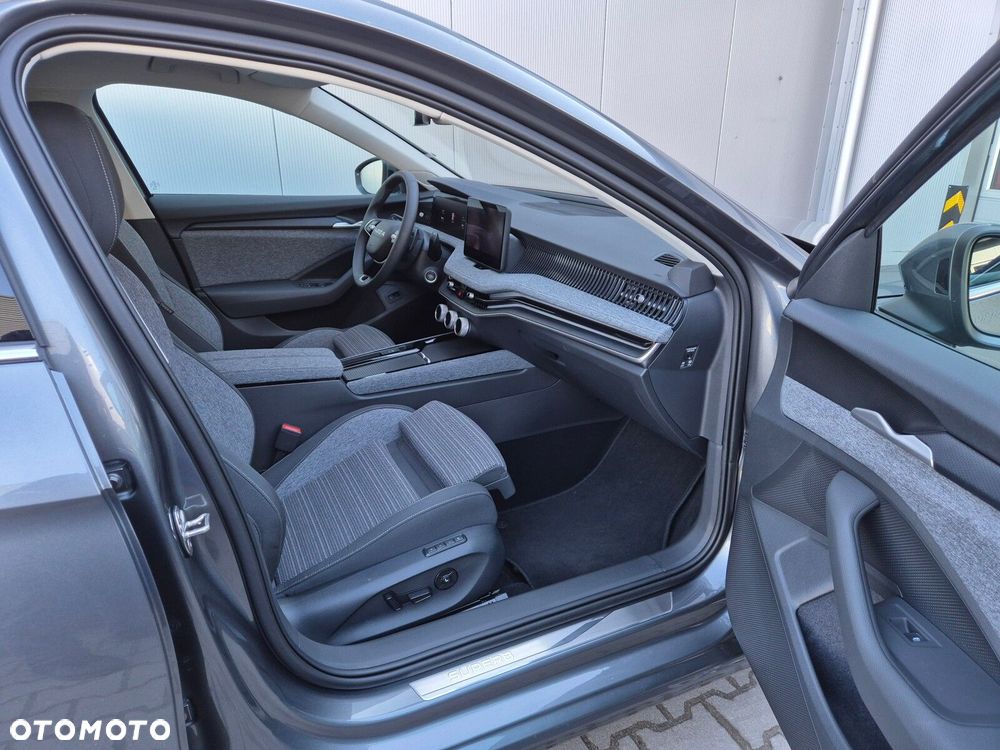 Skoda Superb 2.0 TDI SCR 4x4 Edition 130 DSG - 15