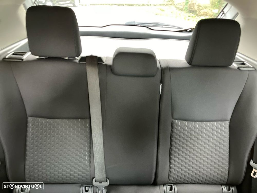 Toyota Yaris Cross 1.5 HDF Comfort Plus - 19