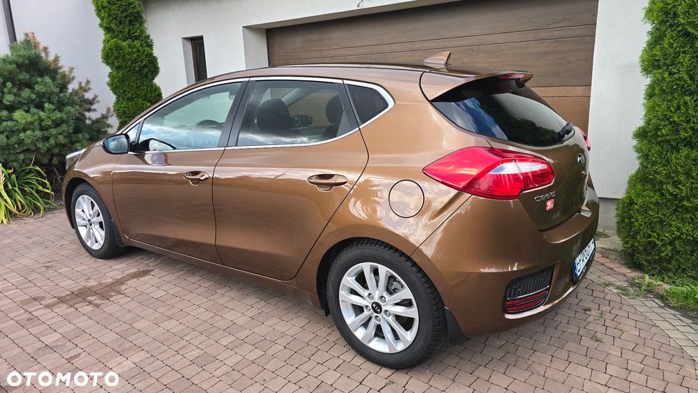 Kia Ceed - 5
