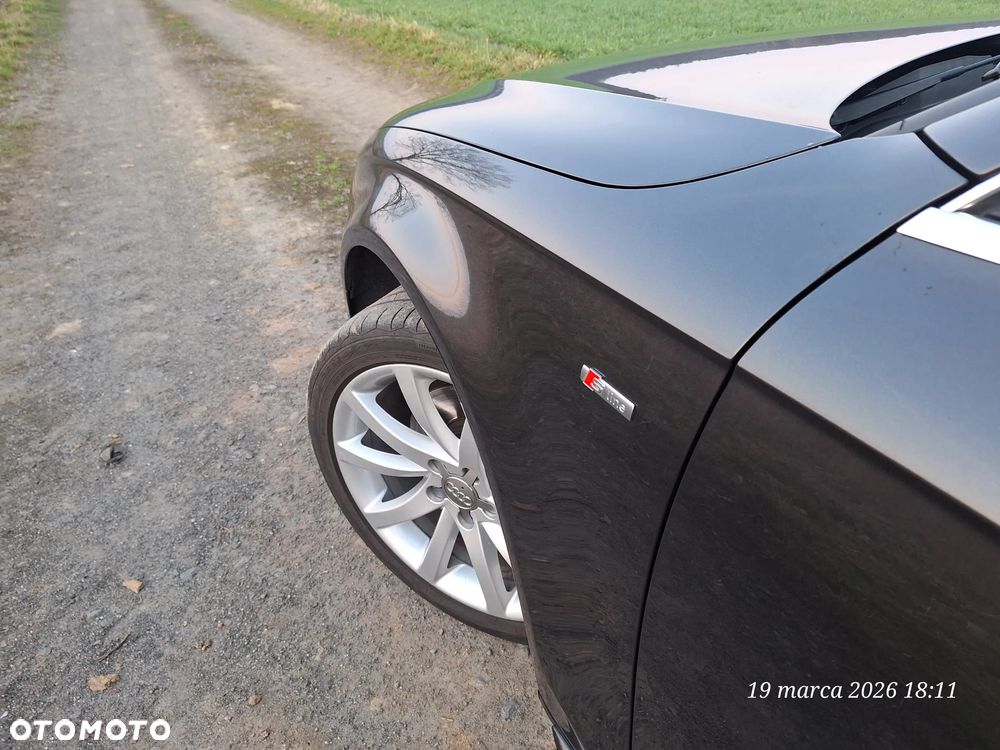 Audi A4 Avant 2.0 TDI DPF S line Sportpaket - 8