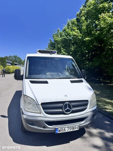 Mercedes-Benz Sprinter - 2