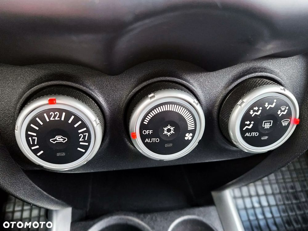 Mitsubishi ASX 1.8 DI-D 2WD Instyle - 30