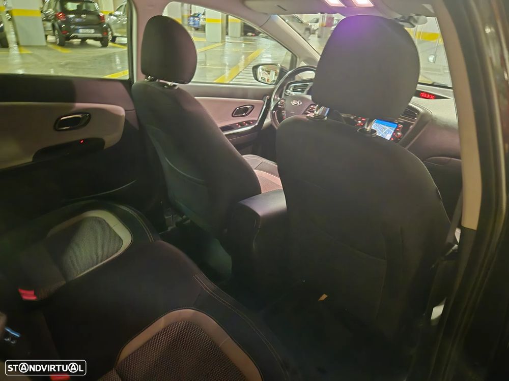 Kia Ceed SW 1.6 CRDi Prime - 38