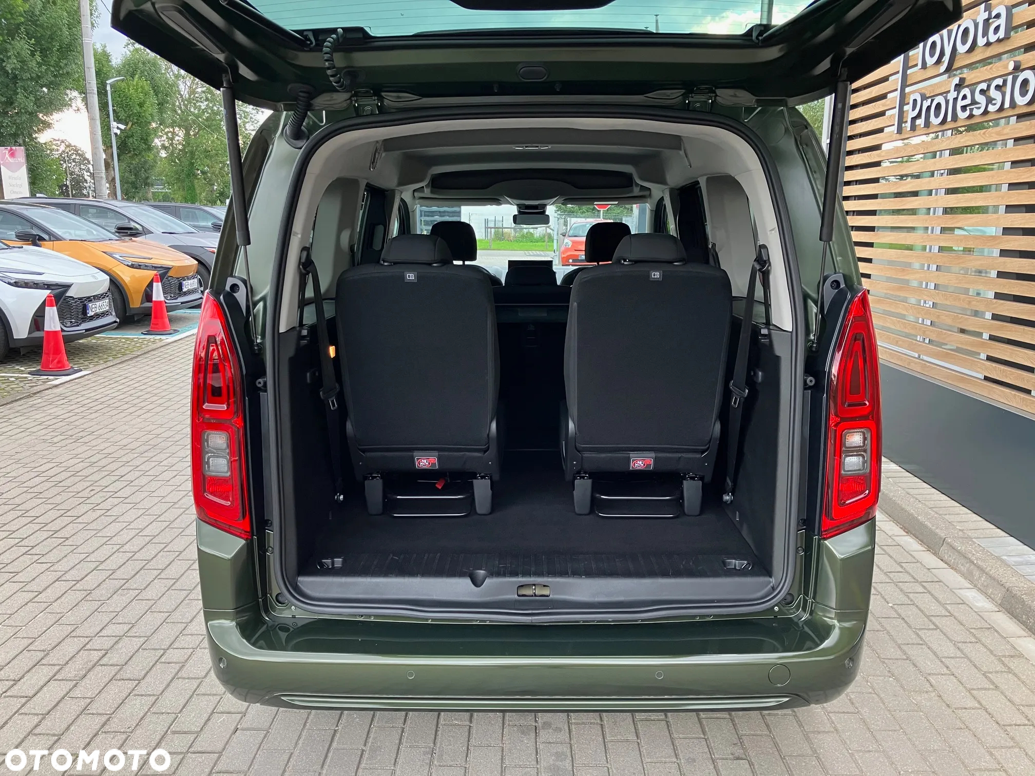 Toyota Proace City Verso 1.5 D-4D Family - 9