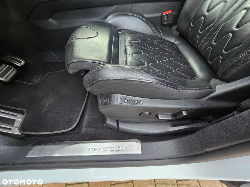 Peugeot 5008 BlueHDi 180 EAT8 GT Pack - 13