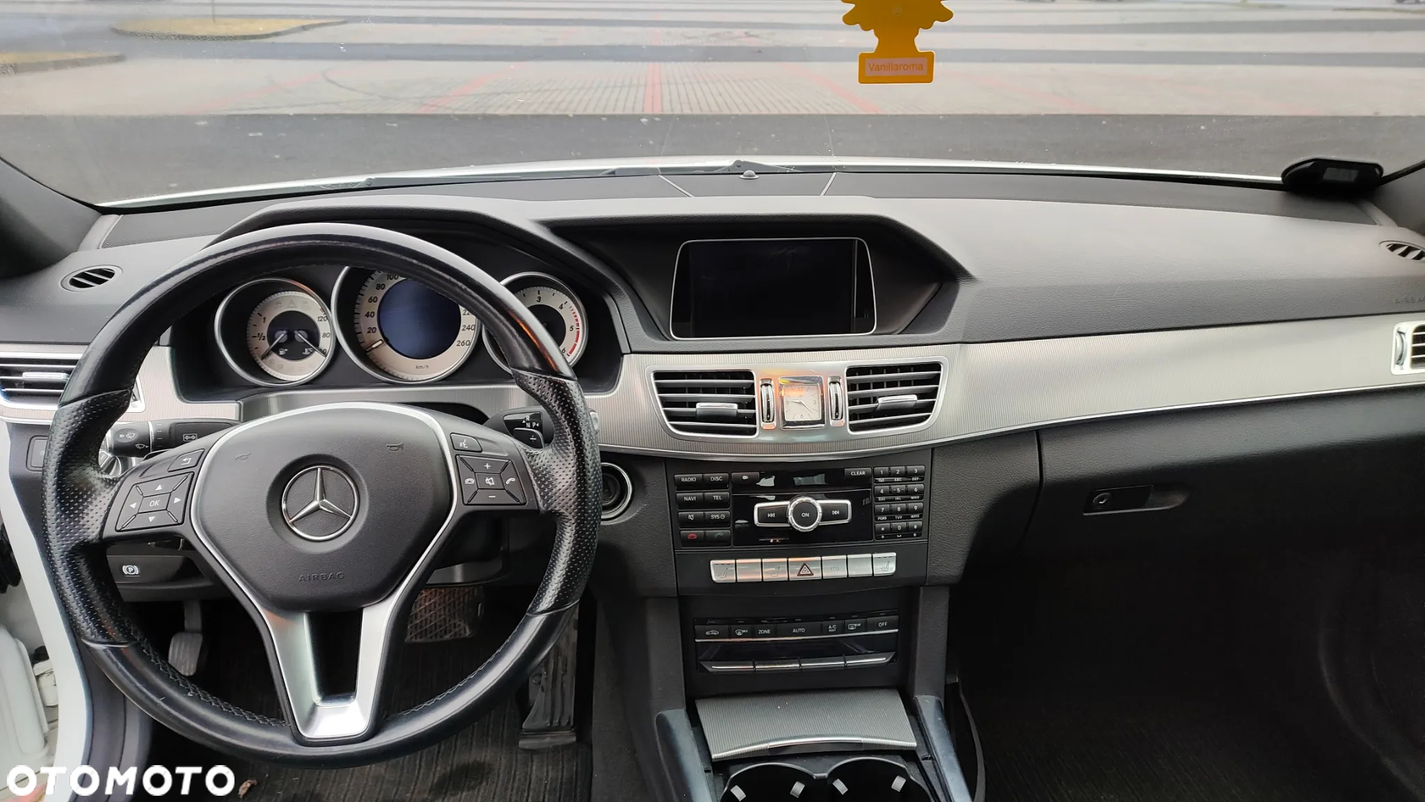 Mercedes-Benz Klasa E 220 BlueTEC 7G-TRONIC Avantgarde - 9