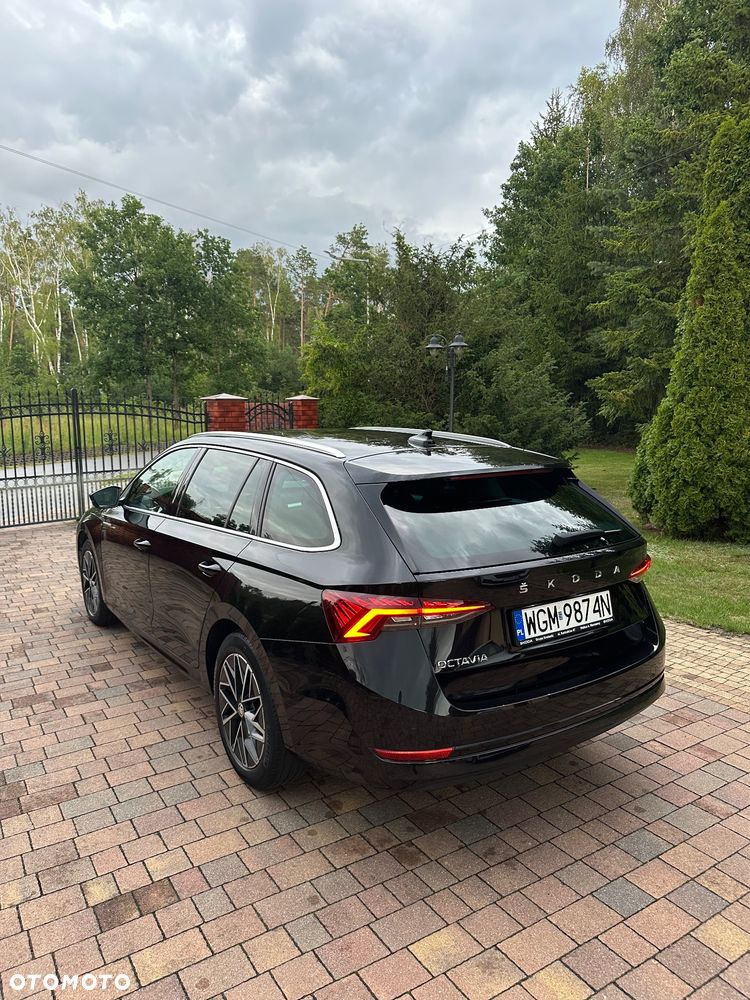 Skoda Octavia 2.0 TDI SCR Style DSG - 5